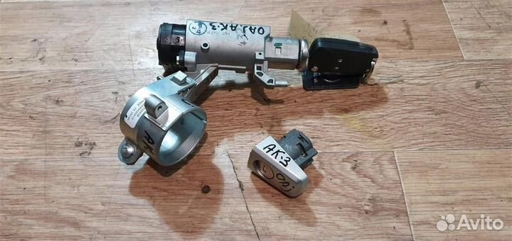 Замок зажигания Opel Astra J 2010-2017