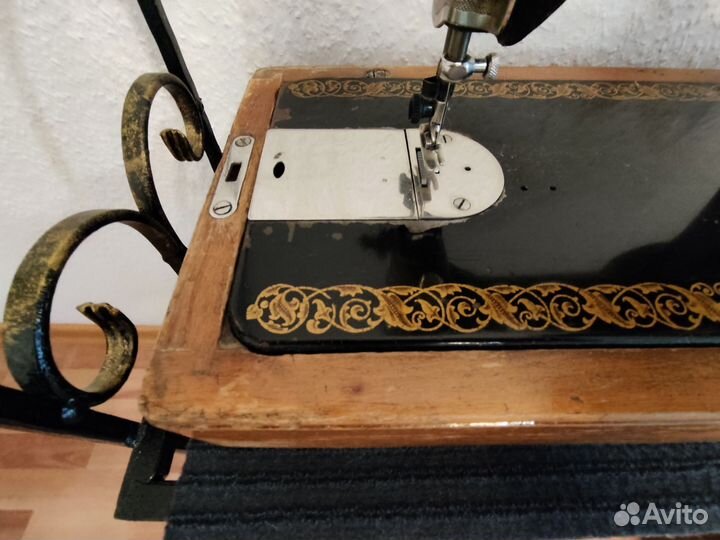Швейная машинка подольская ручная