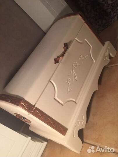 Сундук деревянный