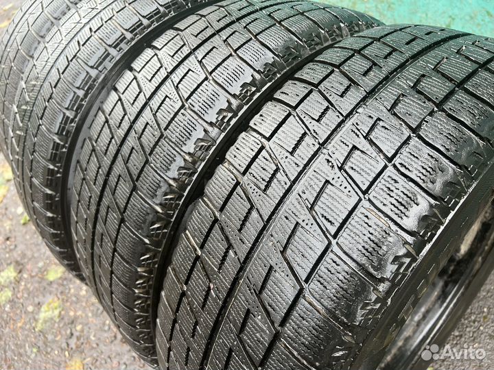 Bridgestone Blizzak Revo GZ 205/65 R16 98T