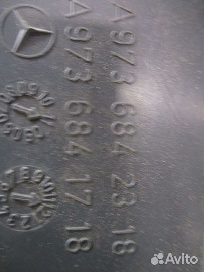 Накладка порога (верхняя) Mercedes-Benz A973684171