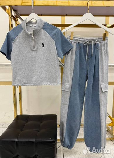 Спортивный костюм женский