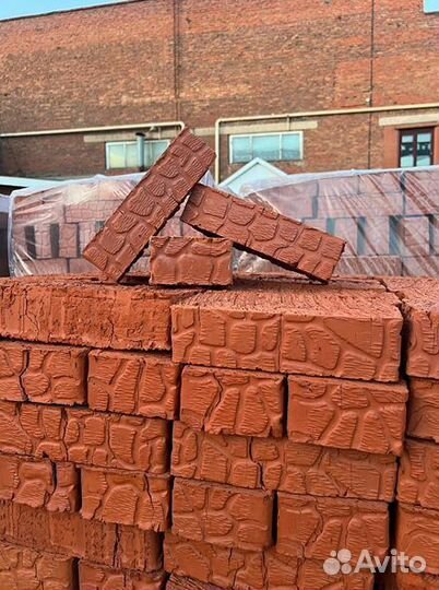 Кирпич рядовой красный