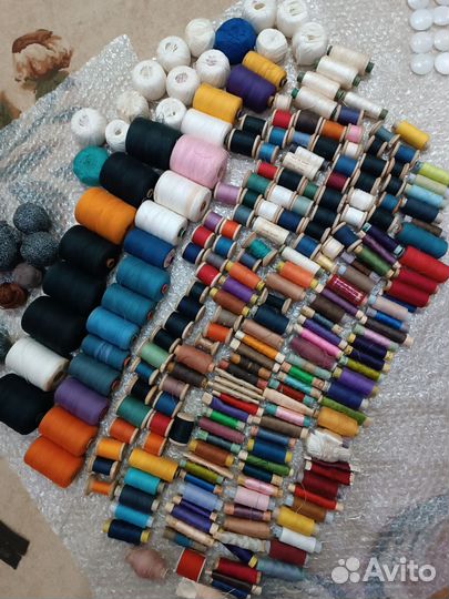 Нитки швейные