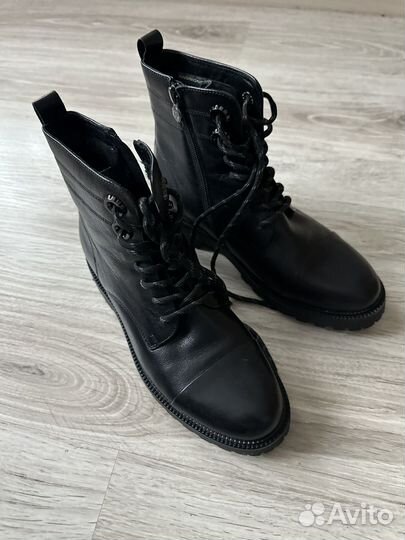 Ботинки женские 38