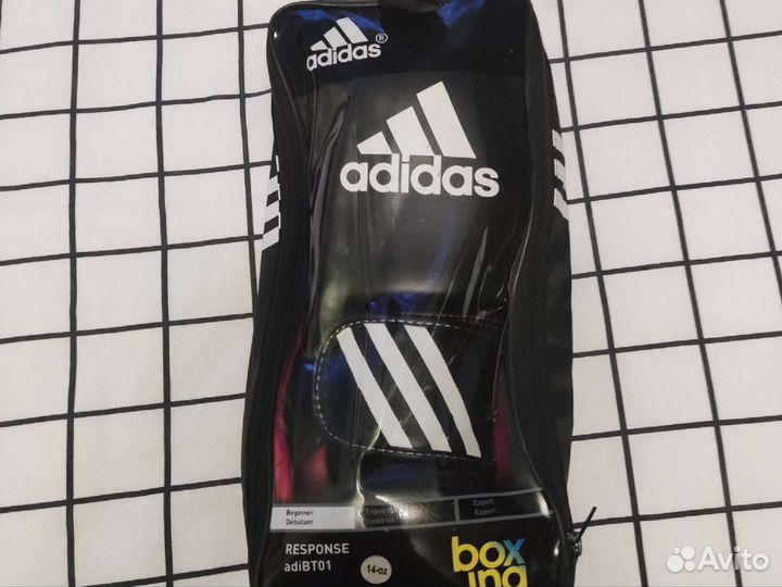 Боксерские перчатки Adidas Response
