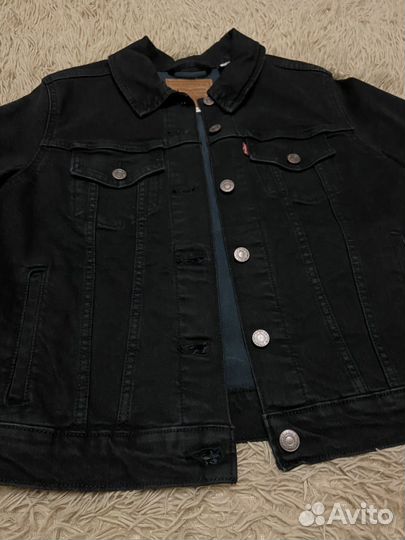 Джинсовая куртка женская Levi's черная L