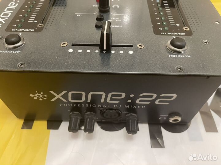 Микшерный пульт allen heath xone 22