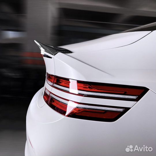 Genesis G 80 Спойлер багажника Карбон