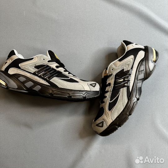 Кроссовки Adidas response cl