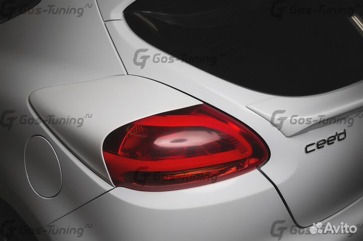 Реснички на задние фонари GT на KIA Pro Ceed V2