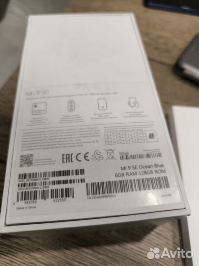 Xiaomi Mi 9 SE, 6/128 ГБ