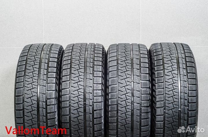 Pirelli Ice Asimmetrico Plus 215/60 R16 95Q