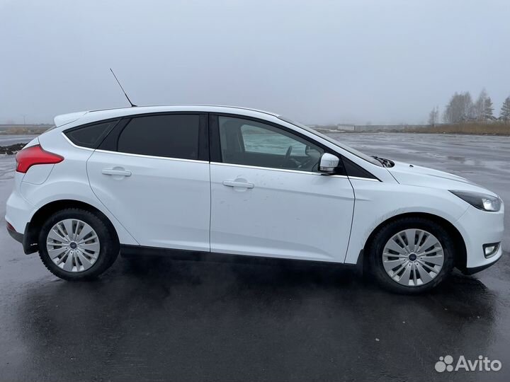 Ford Focus 1.5 AT, 2015, 71 000 км