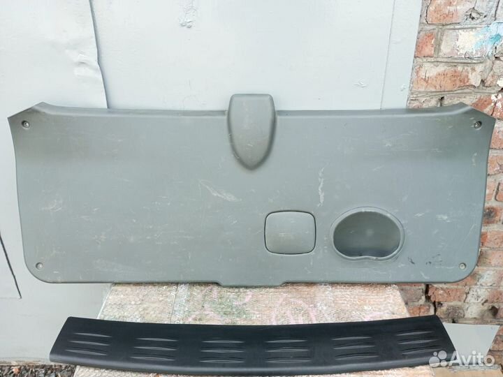 Обшивка багажника Santa Fe Hyundai 1 поколение