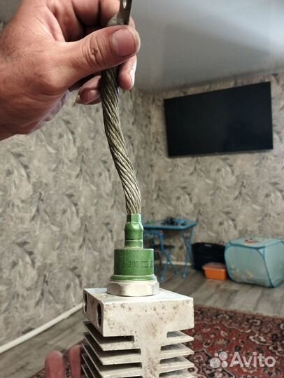 Тиристор