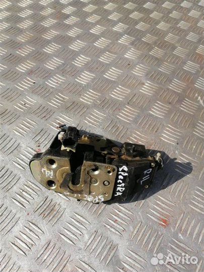 Замок двери задний левый Kia Spectra LD S6D 2007