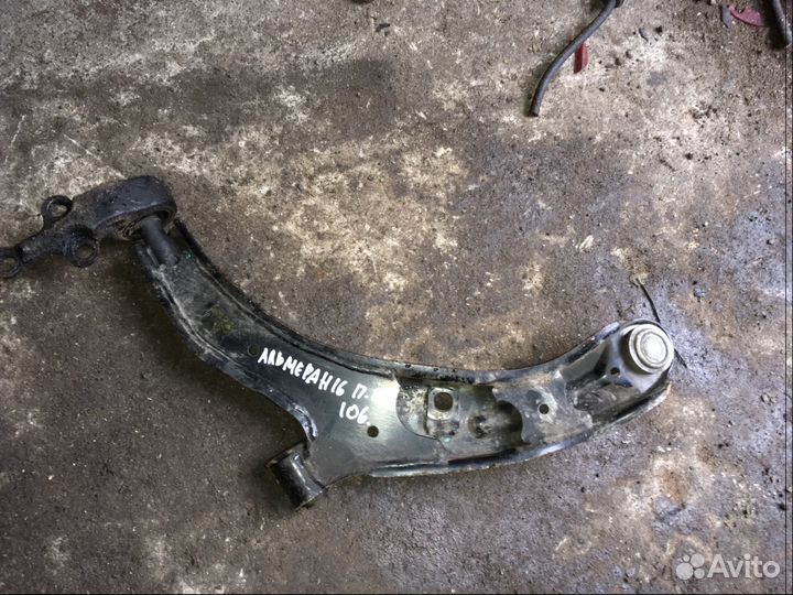 Рычаг передний правый Nissan Almera N16