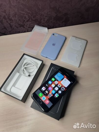 iPhone 7, 32 ГБ