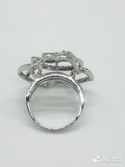 Золотое кольцо с бриллиантами 750 пробы