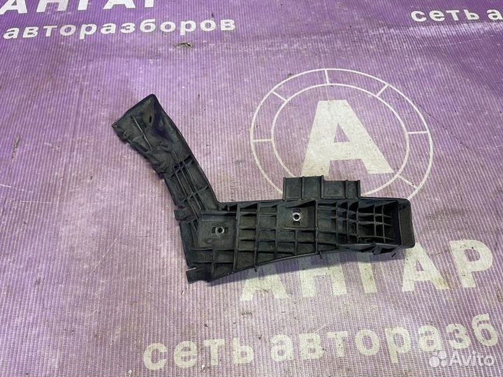 Крепление бампера заднее правое Suzuki Sx 4 YA21S