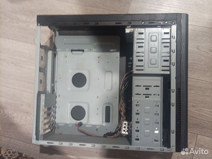 Корпус для компьютера корпус