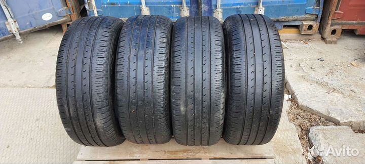 Goodyear EfficientGrip 265/65 R17 112