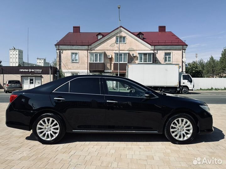 Toyota Camry 2.5 AT, 2012, 230 000 км