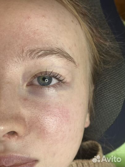 Наращивание ресниц, оформление бровей