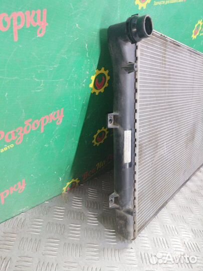 Радиатор охлаждения двигателя Volkswagen Tiguan
