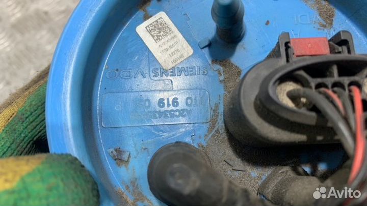 Насос топливный Volkswagen Touran 1T3