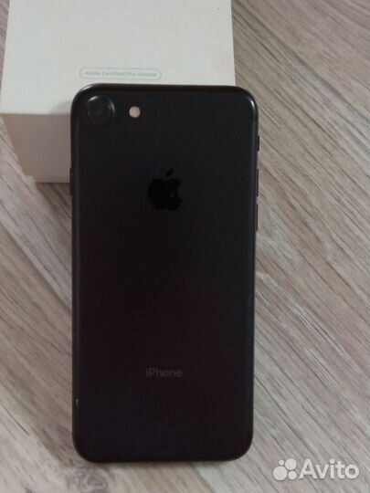 iPhone 7, 128 ГБ