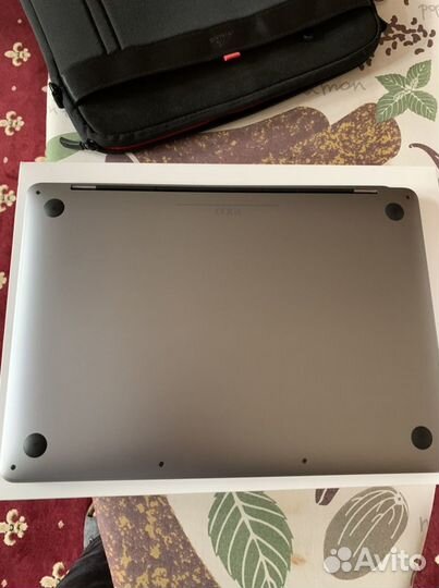 Macbook pro 13 2020 m1