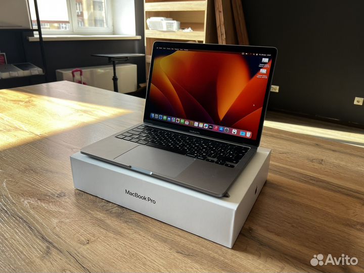 MacBook Pro 13 2020 m1/16/512 ростест