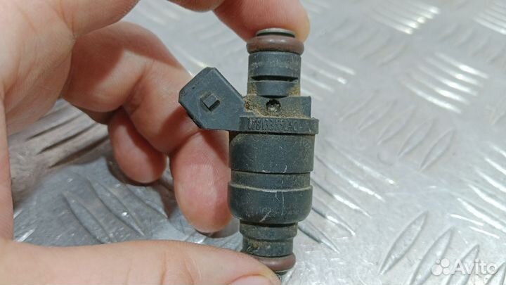 Б/У Форсунка инжекторная электрическая Audi#003