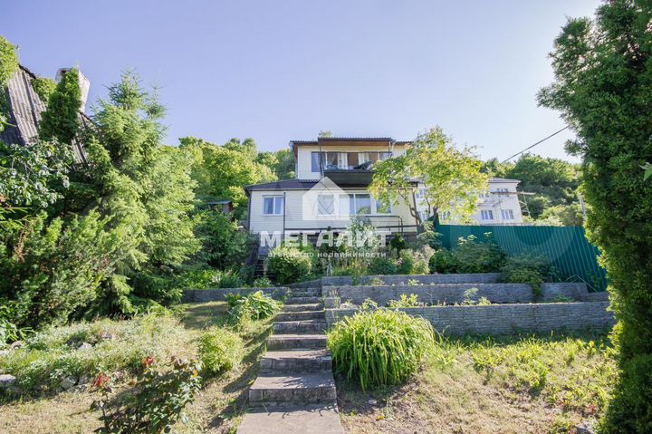 Коттедж 150 м² на участке 5,3 сот.