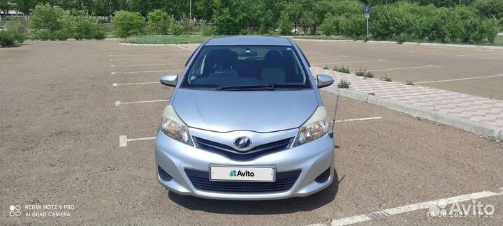 Toyota Vitz 1.0 CVT, 2011, 50 000 км