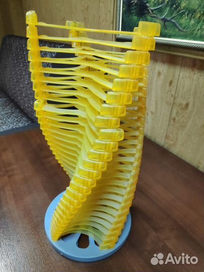 Подставка для дисков