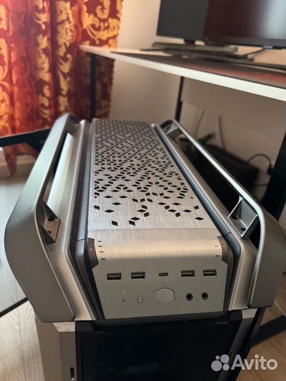 Cooler Master Cosmos C700M