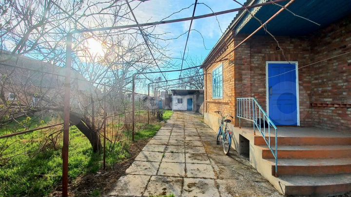 Дом 53 м² на участке 6,1 сот.