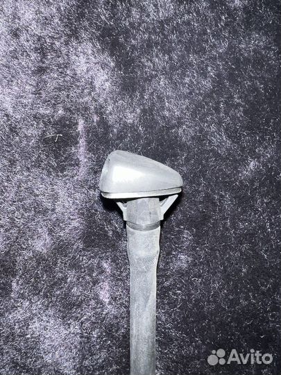 Форсунка омывателя лобового стекла Паджеро 4