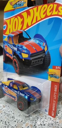 Модель Hot Wheels Baja Truck