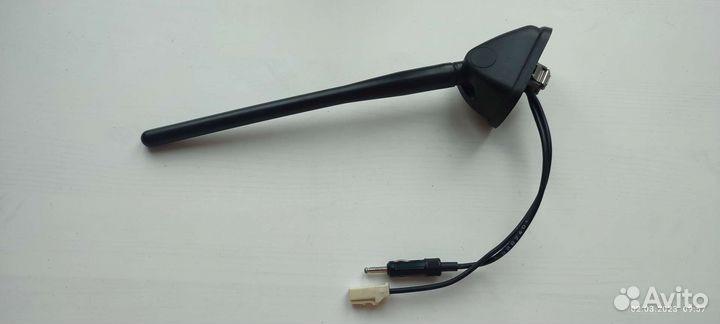 Антенна на крышу Mitsubishi Outlander 2 XL