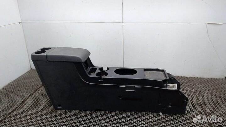 Консоль салона Mazda Tribute 2007, 2008