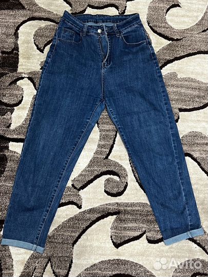 Джинсы
