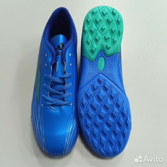 Футбольные сороконожки Adidas speedflow