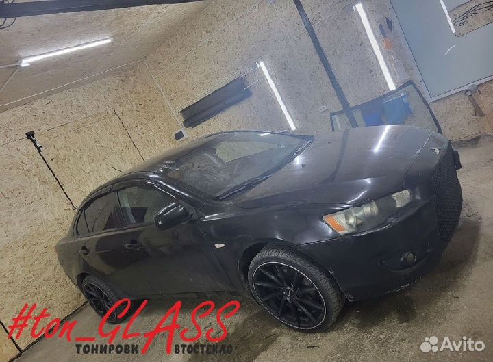 Лобовое стекло на иномарки с заменой в Уфе