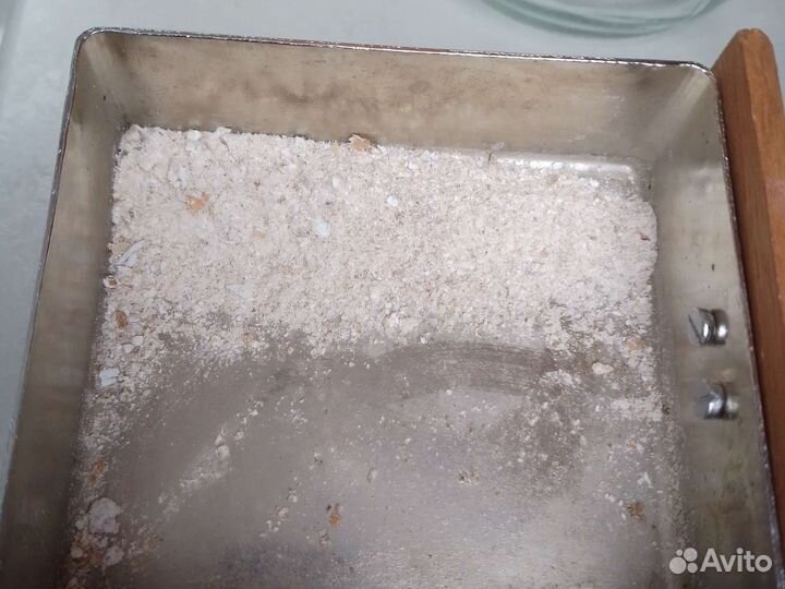 Мельница ручная с твердосплавными жерновами