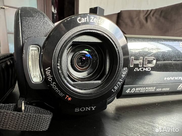 Sony HDR-XR200E