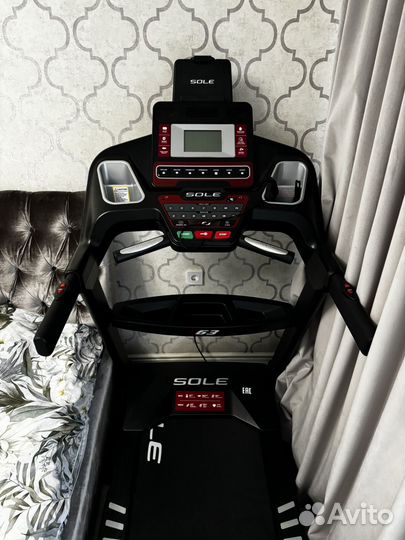 Беговая дорожка Sole f63